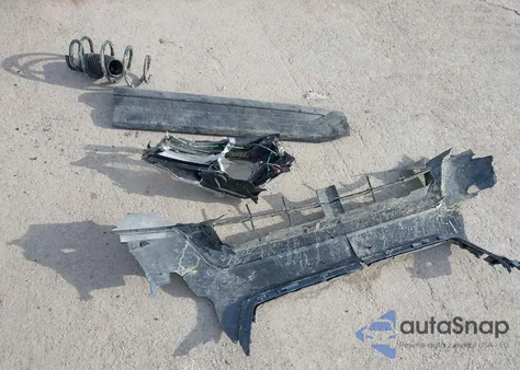 2022 Subaru Ascent Premium z USA, uszkodzony, nr VIN 4S4WMAED8N3407940